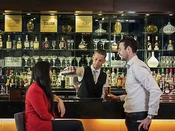Mercure St Pauls Готель