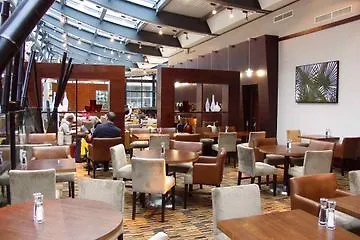 Готель Mercure St Pauls